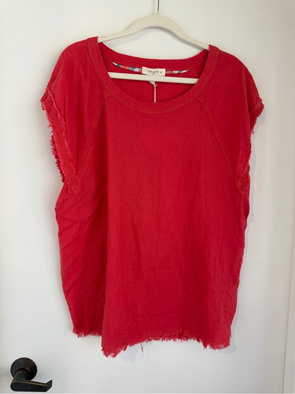 Umgee Red Frayed Short Sleeve Boxy Top-NWT